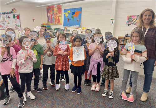 Mrs. Maginnis' class makes calaveras!